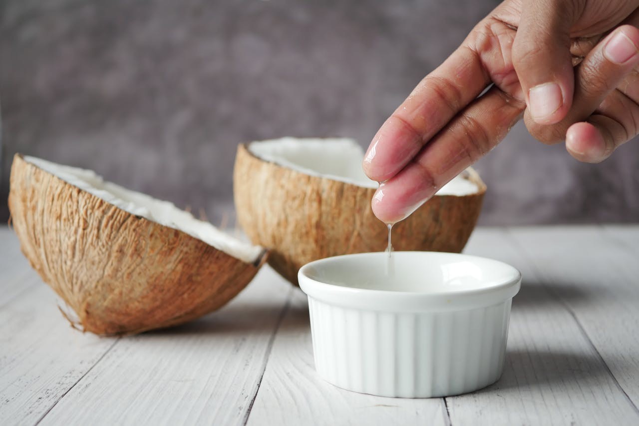 Par Quoi Remplacer l'Huile de Coco ? Alternatives en Cuisine et Soins